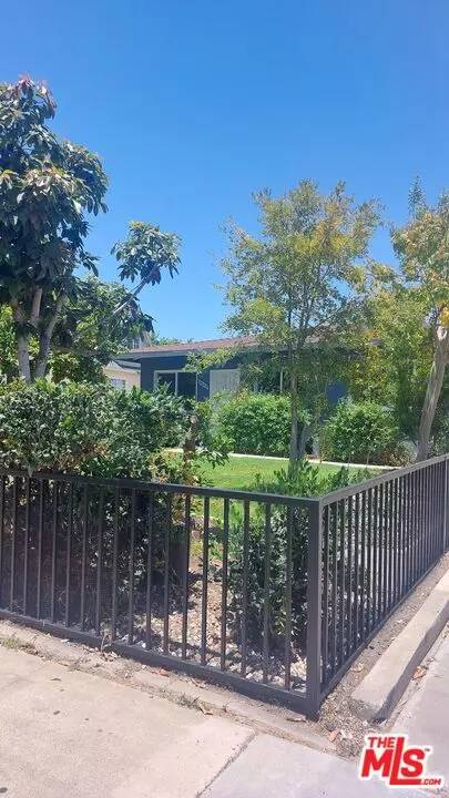 4325 W 135th St #A, Hawthorne, CA 90250