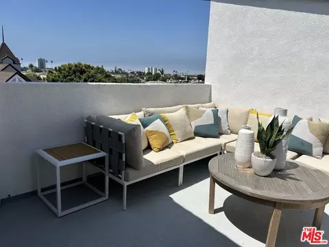 604 Dawson Ave, Long Beach, CA 90814 photo 14