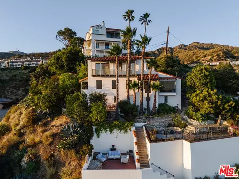 Other - 4 Skyline Dr, Burbank, CA 91501 photo 1 of 17