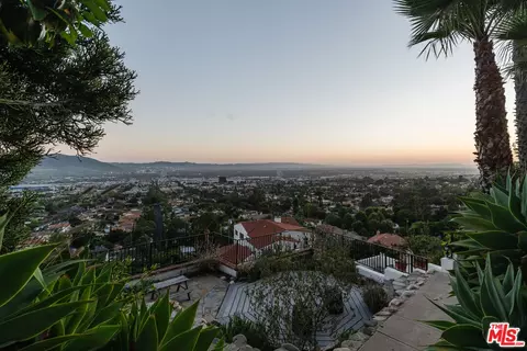 Other - 4 Skyline Dr, Burbank, CA 91501 photo 16 of 17