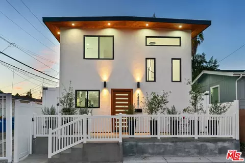 2865 S Shenandoah St, Los Angeles, CA 90034
