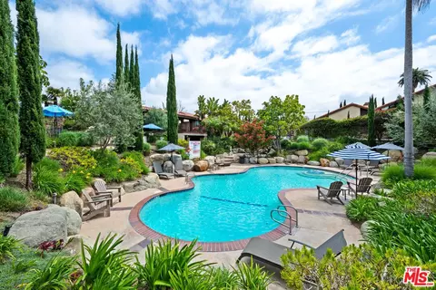 4835 E Anaheim St #307, Long Beach, CA 90804