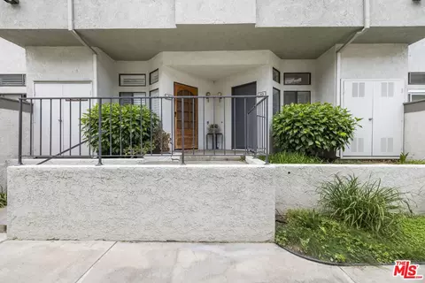 10 Blackbird Ln, Phillips Ranch, CA 91766