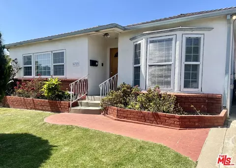 6727 W 87th Pl, Los Angeles, CA 90045