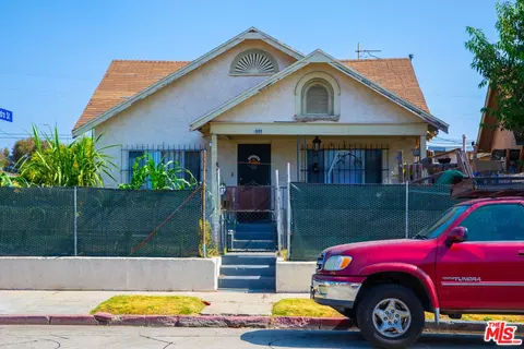 301 E 112th St, Los Angeles, CA 90061