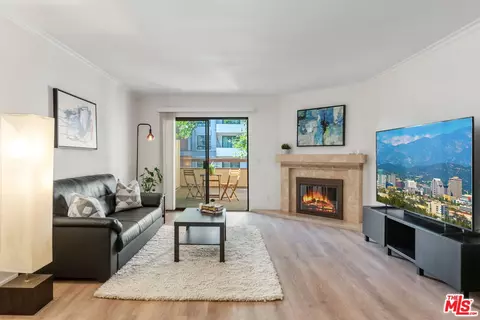 424 Oak St #127, Glendale, CA 91204