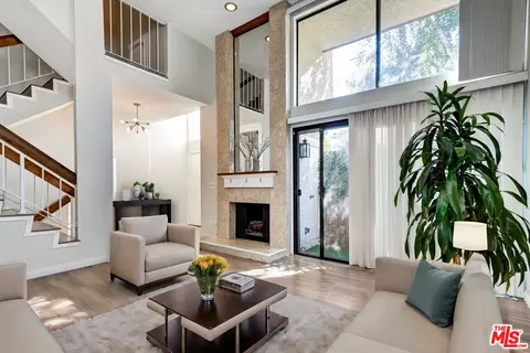 5464 Las Virgenes Rd, Calabasas, CA 91302