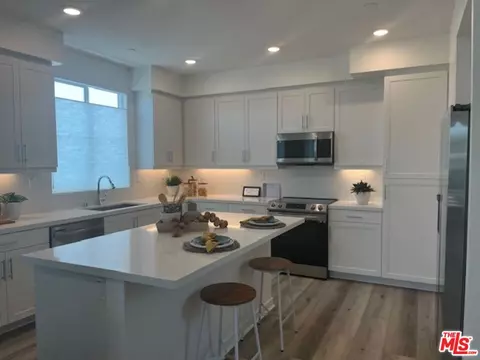 640 Dawson Ave, Long Beach, CA 90814 photo 20
