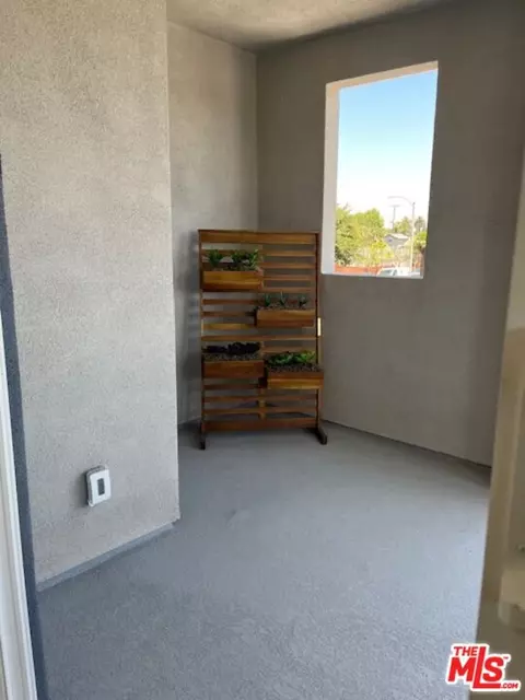 640 Dawson Ave, Long Beach, CA 90814 photo 16