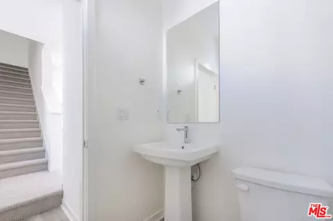 640 Dawson Ave, Long Beach, CA 90814 photo 24