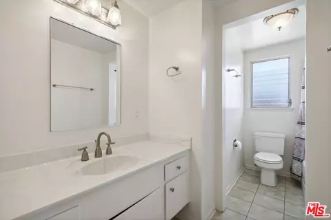 Bath - 1708 Euclid Ave, Camarillo, CA 93010 photo 2 of 3