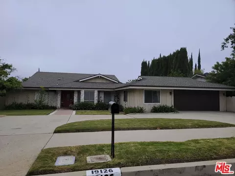 19126 Lassen St, Northridge, CA 91324