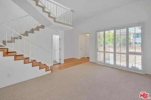 19545 Sherman Way #19, Reseda, CA 91335