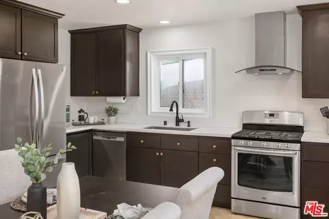 Kitchen - 14051 Frame Rd, Poway, CA 92064 photo 3 of 4