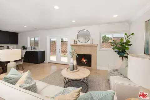 Living - 14051 Frame Rd, Poway, CA 92064 photo 1 of 2