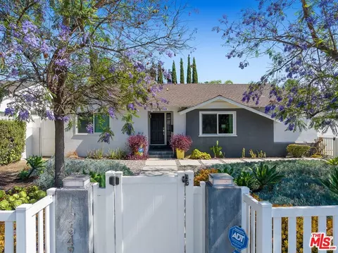 12647 Huston St, Valley Village, CA 91607