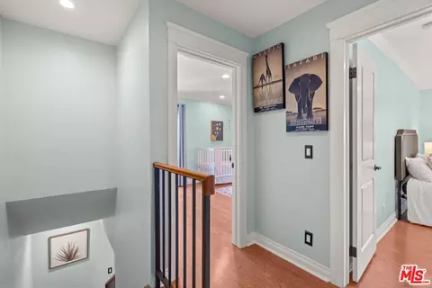Entry Way - 409 Adena St #1, Pasadena, CA 91104 photo 3 of 3