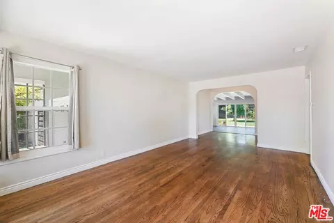5861 E Fairbrook St, Long Beach, CA 90815 photo 10