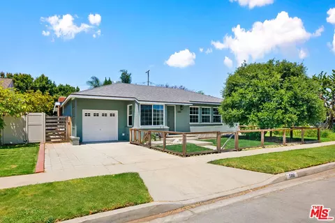 5861 E Fairbrook St, Long Beach, CA 90815