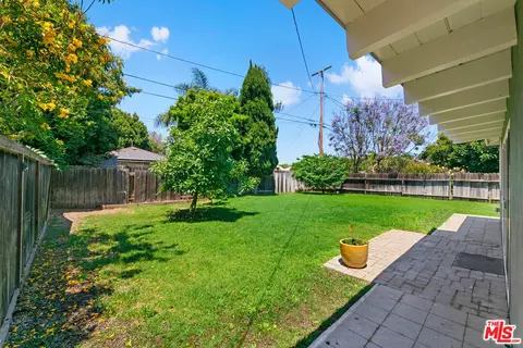 5861 E Fairbrook St, Long Beach, CA 90815 photo 41