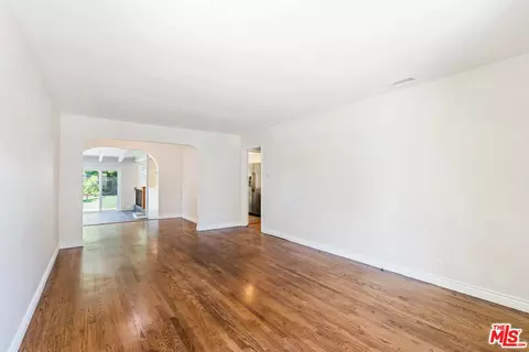 5861 E Fairbrook St, Long Beach, CA 90815 photo 9
