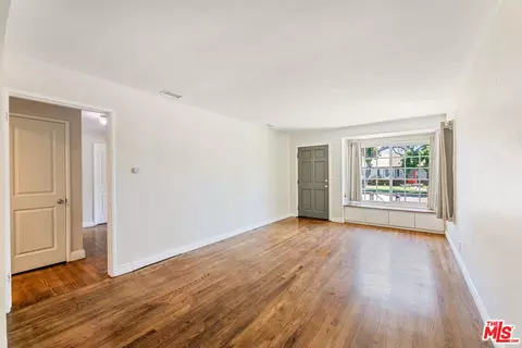 5861 E Fairbrook St, Long Beach, CA 90815 photo 12