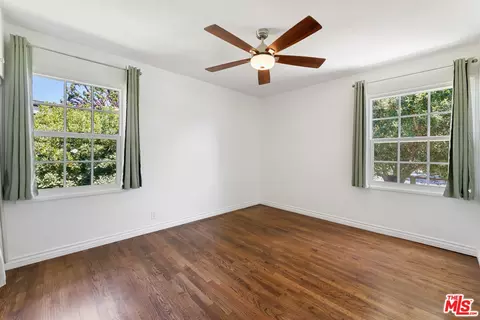 5861 E Fairbrook St, Long Beach, CA 90815 photo 32