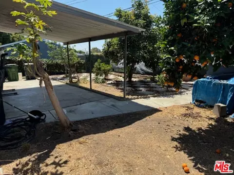 Exterior - 1700 W Tichenor St, Compton, CA 90220 photo 9 of 9