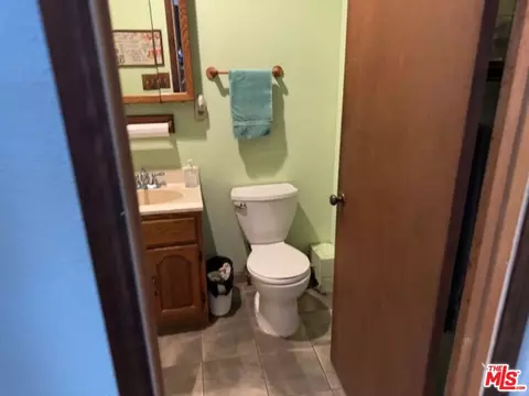 Bath - 1700 W Tichenor St, Compton, CA 90220 photo 2 of 2