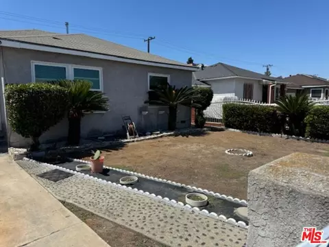 Exterior - 1700 W Tichenor St, Compton, CA 90220 photo 1 of 9