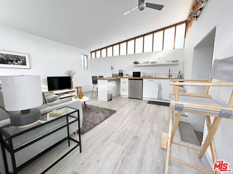 Other - 708 Brooks Ave, Venice, CA 90291 photo 7 of 8