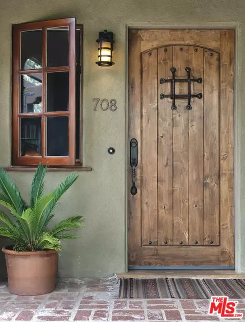 Other - 708 Brooks Ave, Venice, CA 90291 photo 1 of 8