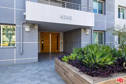 4240 Laurel Canyon Blvd #403, Studio City, CA 91604