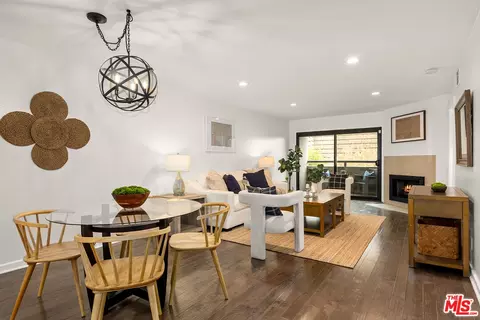 8300 Manitoba St #210, Playa Del Rey, CA 90293