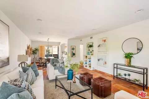 10600 Eastborne Ave #11, Los Angeles, CA 90024