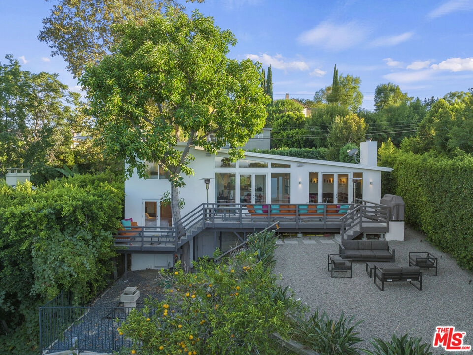 14853 Valley Vis Blvd