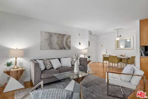 5860 Benner St #107, Los Angeles, CA 90042