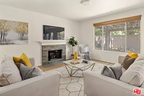 708 Avenida Valencia, Camarillo, CA 93012 photo 25