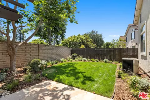 708 Avenida Valencia, Camarillo, CA 93012 photo 4