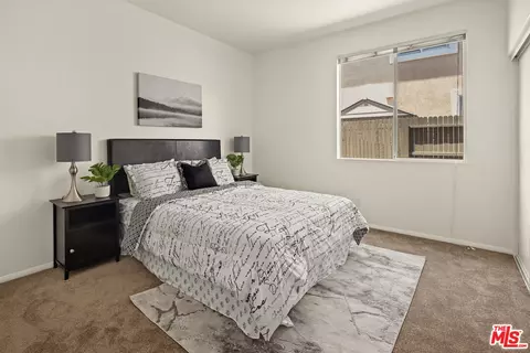 708 Avenida Valencia, Camarillo, CA 93012 photo 16