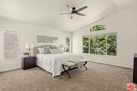 708 Avenida Valencia, Camarillo, CA 93012 photo 35