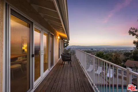 Exterior - 1231 E Tujunga Ave, Burbank, CA 91501 photo 13 of 15
