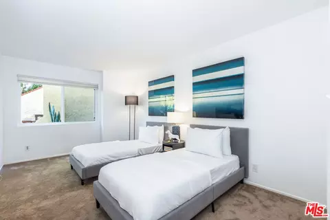 Bedroom - 1231 E Tujunga Ave, Burbank, CA 91501 photo 4 of 5