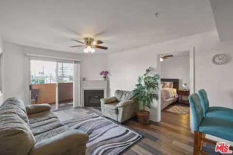 11410 Brookshire Ave #303, Downey, CA 90241