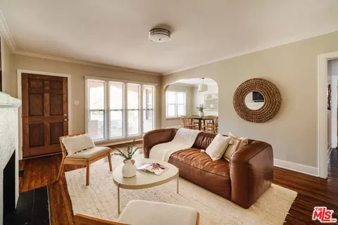 4809 Dockweiler St, Los Angeles, CA 90019