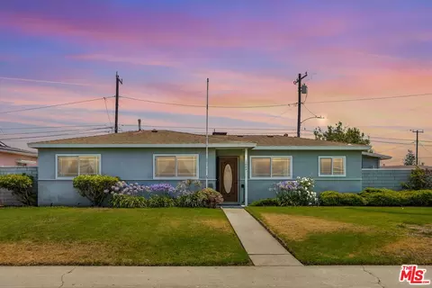 1064 N 6th St, Port Hueneme, CA 93041