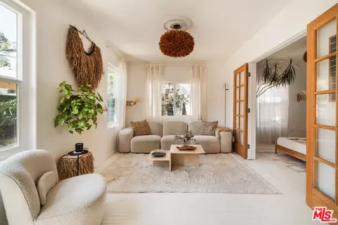 340 W Avenue 37, Los Angeles, CA 90065