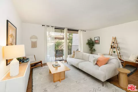 1401 Valley View Rd #230, Glendale, CA 91202