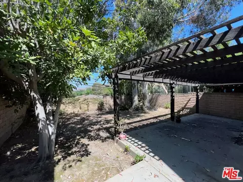 Exterior - 11125 Carleen Ct, Tujunga, CA 91042 photo 3 of 4