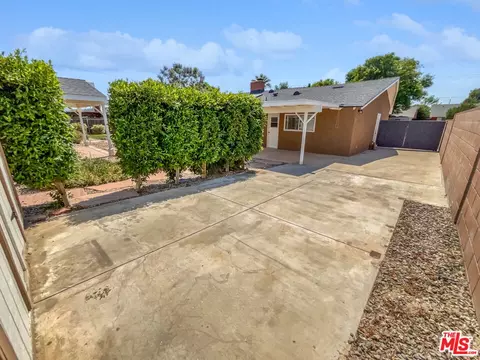 Exterior - 3168 Dalhart Ave, Simi Valley, CA 93063 photo 3 of 3